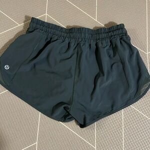 Lululemon Hotty Hot Lined Short